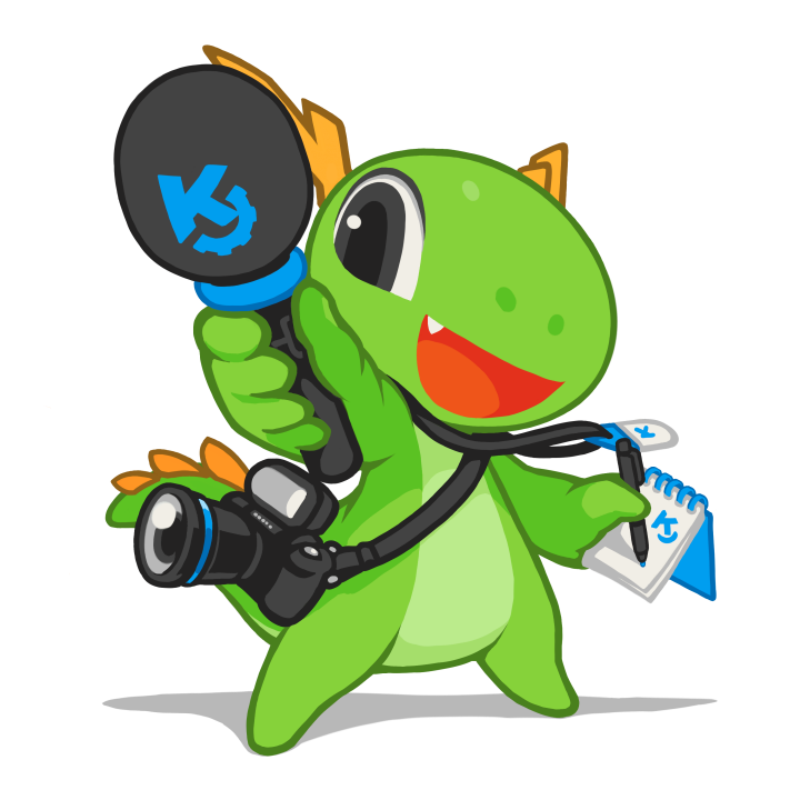 Konqi levantando un microfono, sostiene un bloc de notas en la otra mano